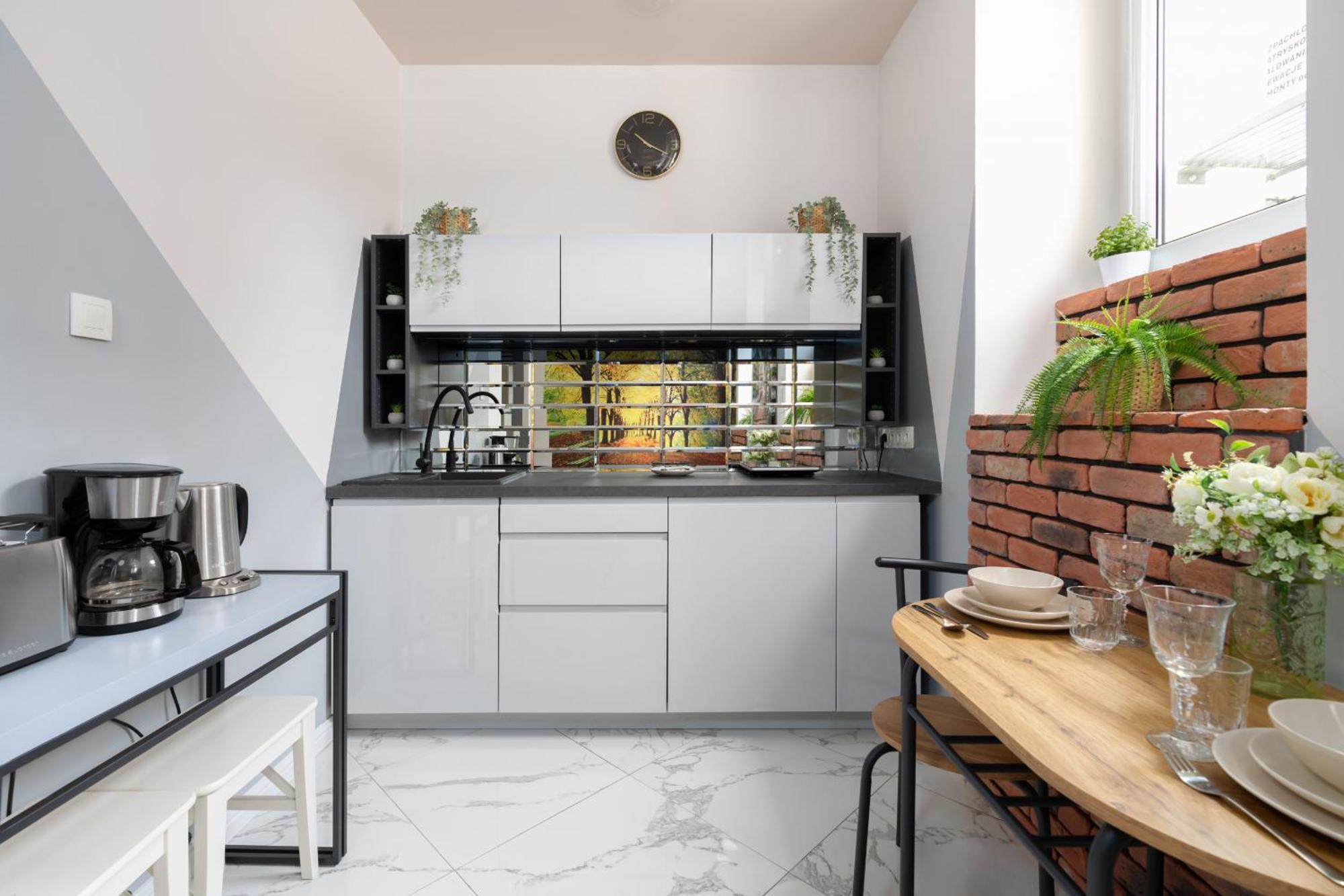 Underground Level Close To The Market Square In By Renters * Poznan